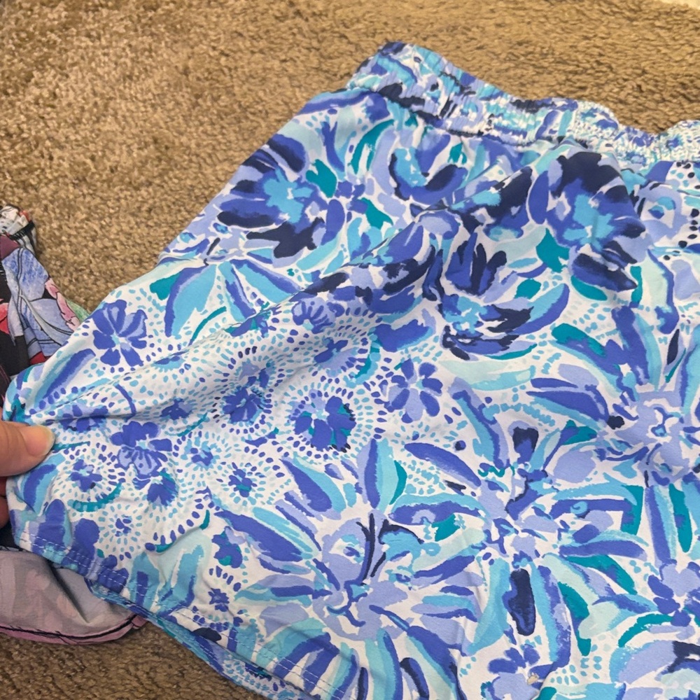 Blue Floral Women's Shorts - Picture 5 of 6